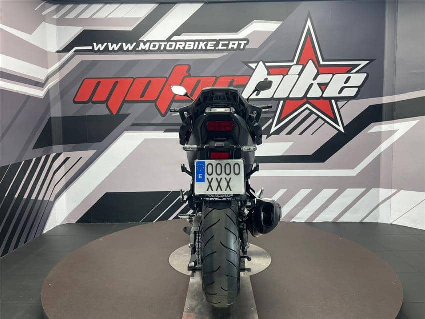 HONDA NT 1100 - Image 2