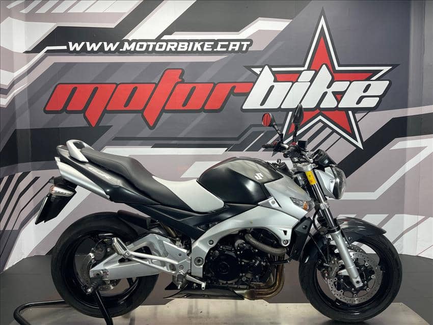 SUZUKI GSR 600 - Image 1