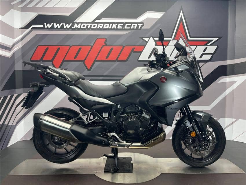 HONDA NT 1100 - Image 1