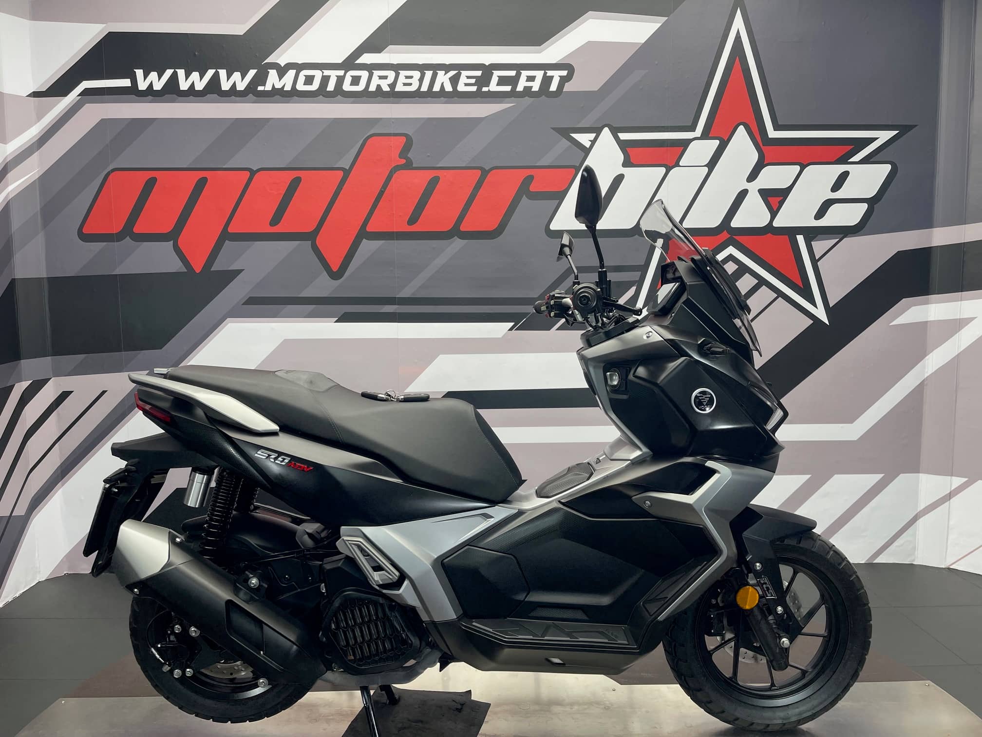 VOGE SR1 125 ADV - Image 1