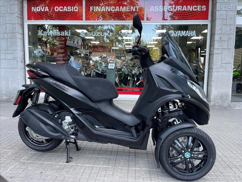 PIAGGIO MP3 300 HPE - Image 1