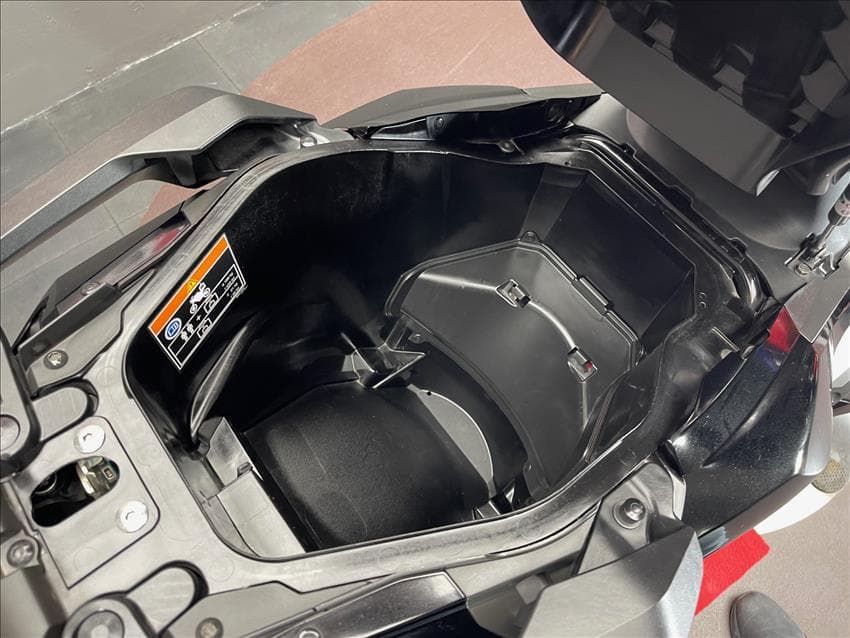 HONDA FORZA 750 - Image 15