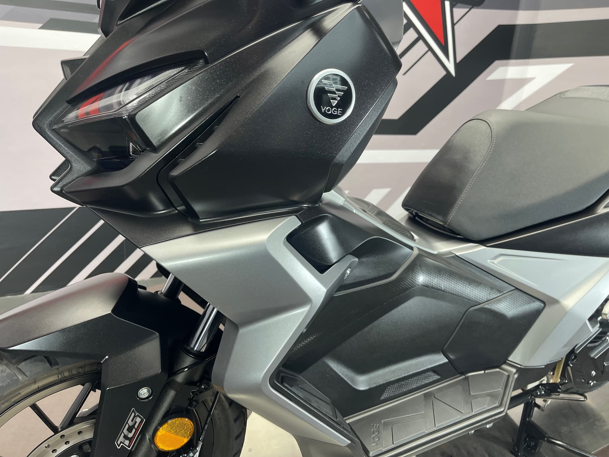 VOGE SR1 125 ADV - Image 21