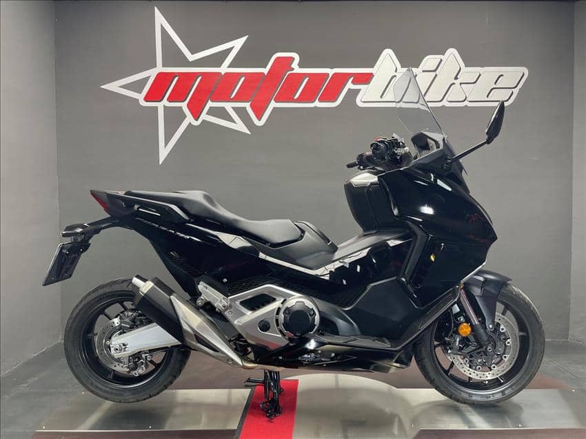 HONDA FORZA 750 - Image 1
