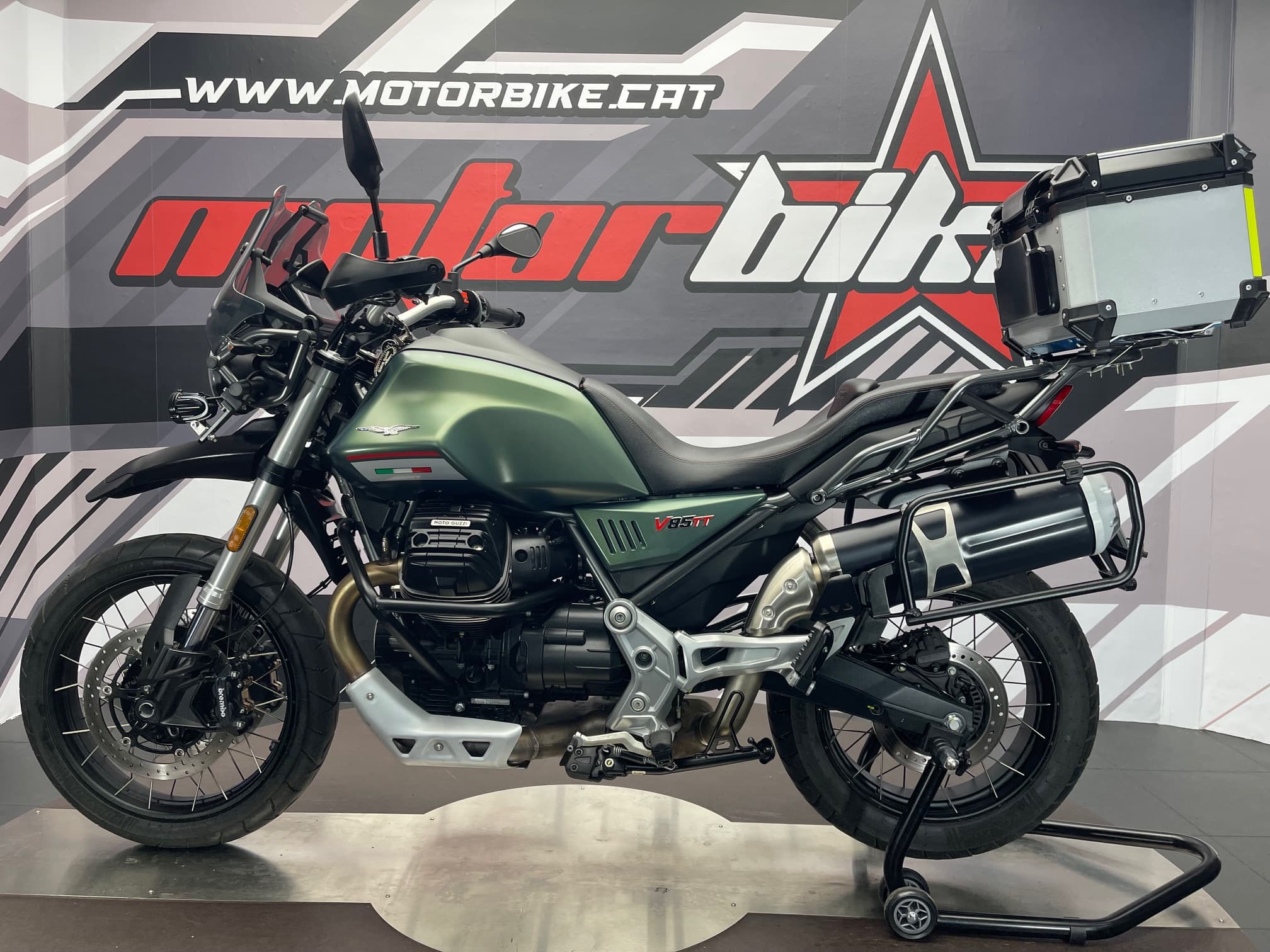 MOTO GUZZI V85 TT - Image 2