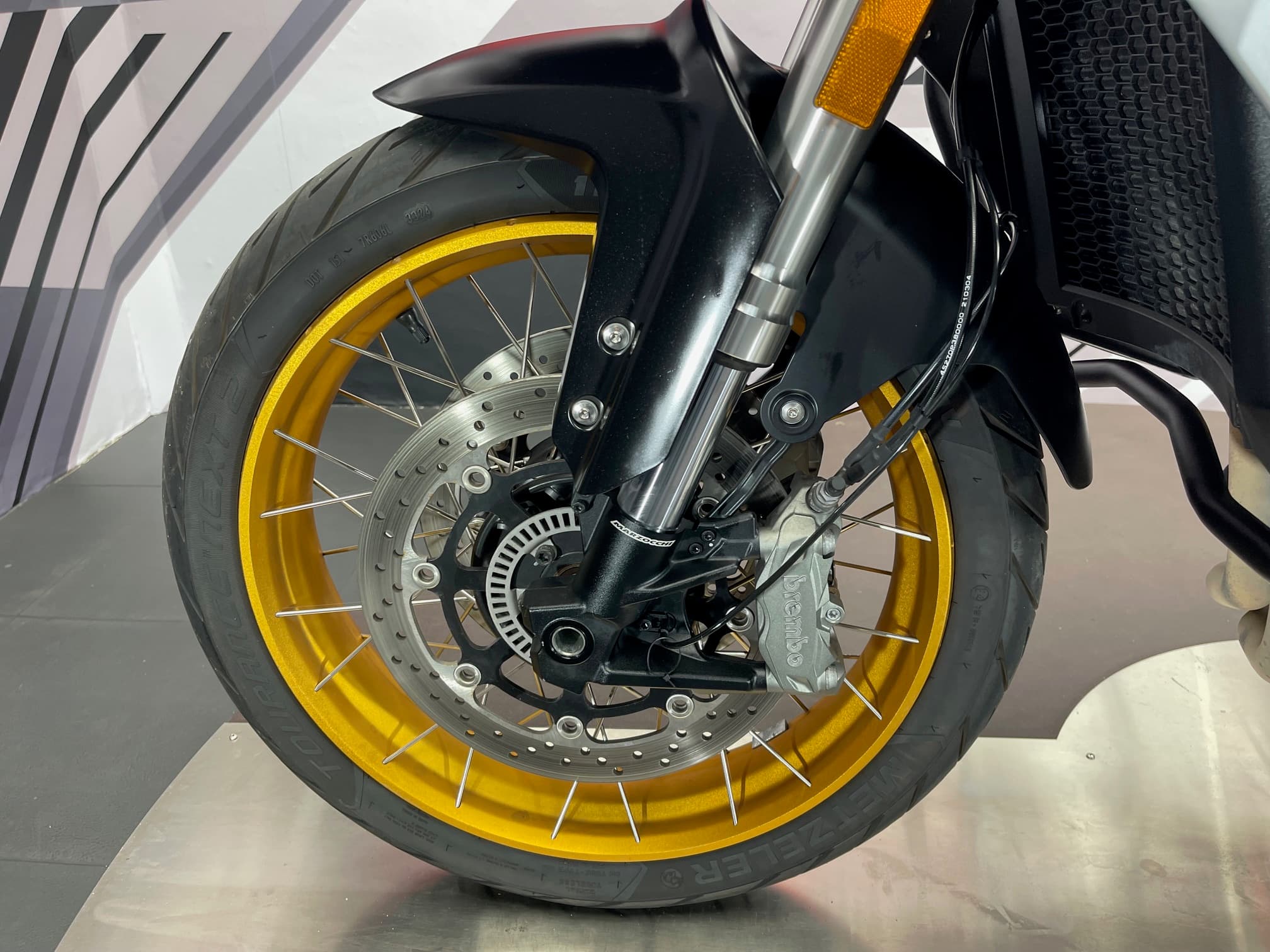 QJMOTOR SRT 800 X - Image 25